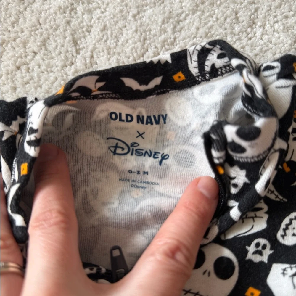 Old Navy Halloween footed onesies size 0-3 month for girl or boy pumpkin and NBC
